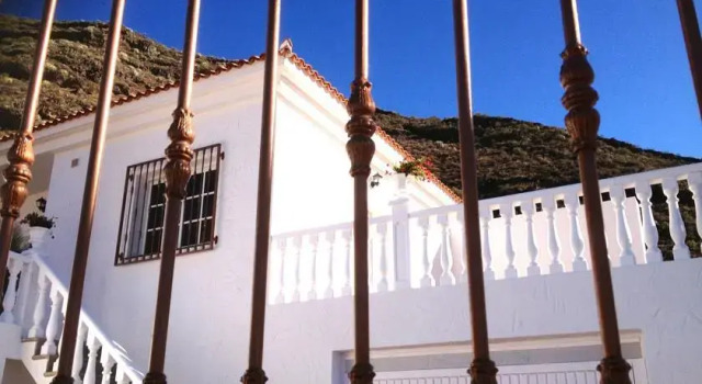 Holiday home Buganvilla, Забронировать Апартаменты/квартира Канделария Юг Тенерифе, рядом с Пляж Candelaria Beach