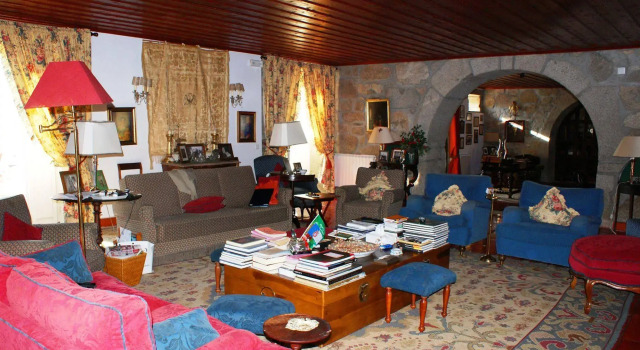 Casa Do Cimo, Забронировать Отель Фундан 