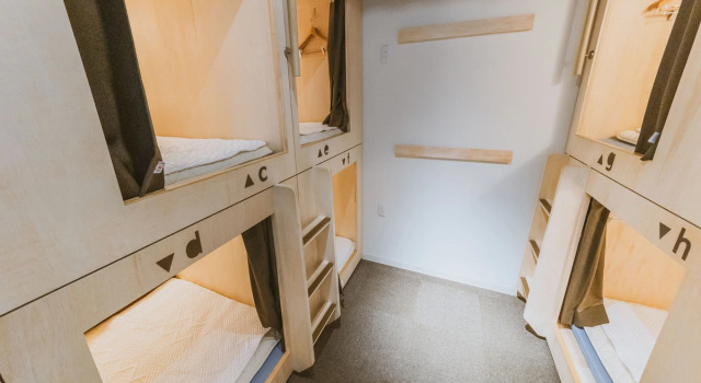 Кровать в общем номере (женский номер) North Stay Sapporo Minami