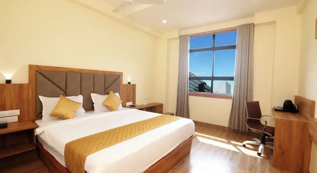 Hotel BKC Minerva, Забронировать Отель Отели штата Махараштры 3 звезды, 3*