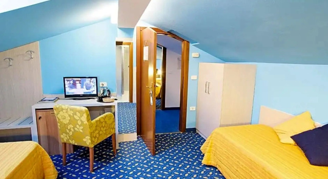 Четырёхместный номер Standard Мансарда Lake Hotel Benaco