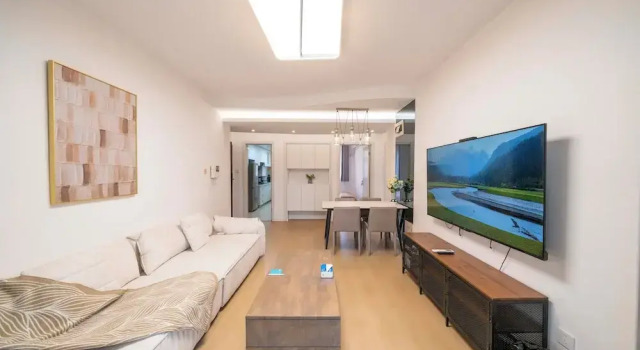 Апартаменты Superior Tyms Family 3BR 2BA APT