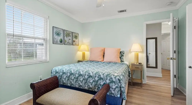 Lakehouse Sunsets, Book Hotel Sebastian Florida