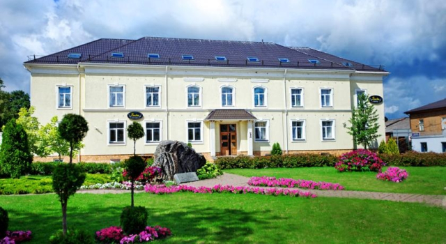 Lucia, Prenota Hotel Ludza Ludza Municipality