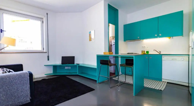 Porto Downtown Apartment 3T with Balcony, Забронировать Апартаменты/квартира Cedofeita / Santo Ildefonso / Se / Miragaia / Sao Nicolau e Vitoria Порту, рядом с Lapa Metro Station