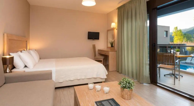 Студия Marys Residence Suites