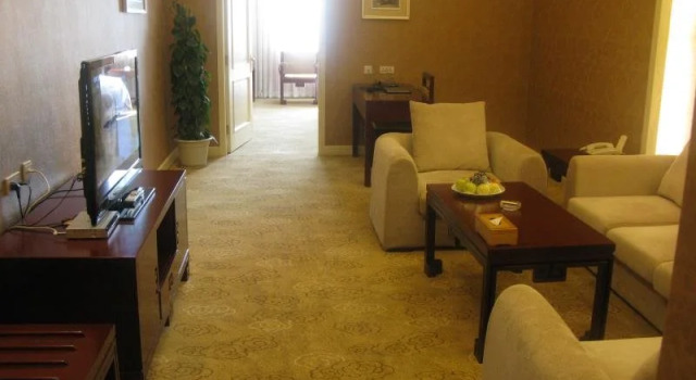 QIANYANG, Buchen Sie Hotel Chengde Hebei