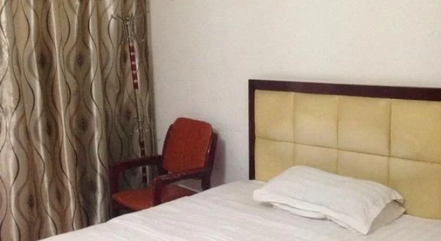 New Century Hotel, Rezervovat Hotel Cheng-jang Cheng-jang