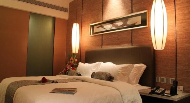 Heaven-sent Plaza Hotel Zhanjiang