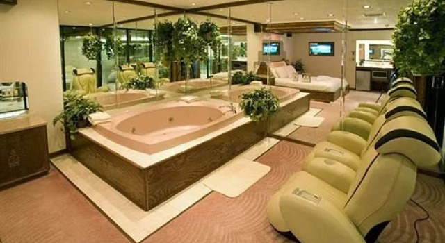 Sybaris Pool Suites, Varaa Hotelli  