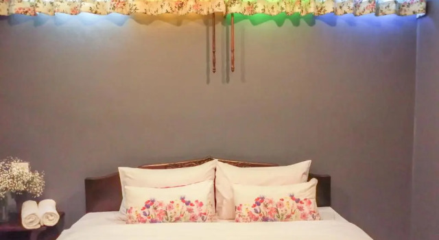 Baan Plubthong