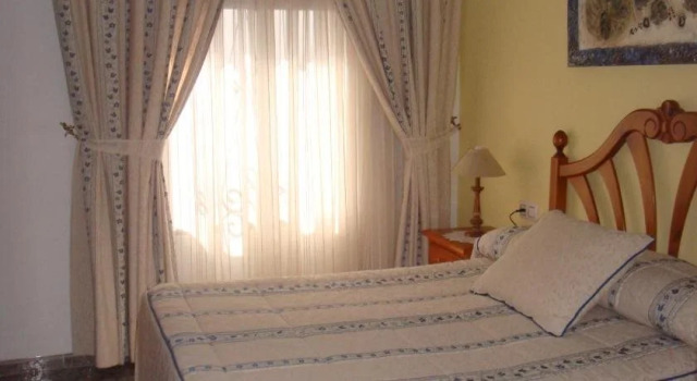 Pensión Mari Carmen, Prenota Hotel Salobreña Costa Tropical