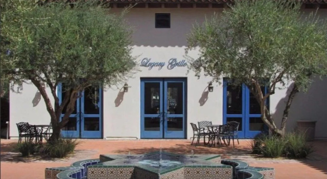 Deluxe King Casita 1 Bedroom Condo by RedAwning