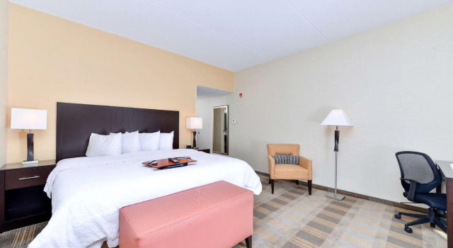 Двухместный номер Standard Hampton Inn & Suites California University-Pittsburgh