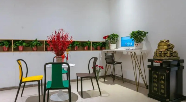 Shell Xinxiang Weibin District Railway Station Department Store  Hotel, Rezervovat Hotel Xinxiang Henan