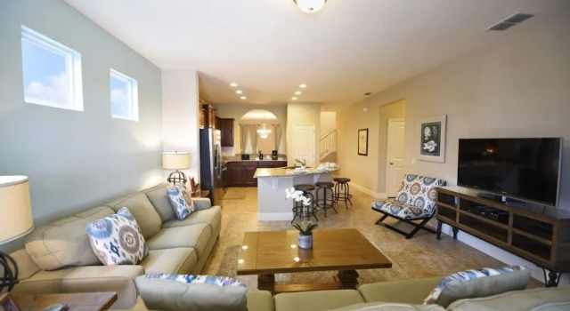 5336 Oakbourne Avenue,