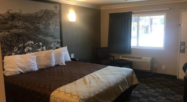 Номер Standard Hotel Seville - Ontario Airport/Chino