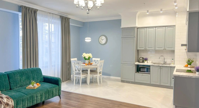 Трёхместные апартаменты с 2 комнатами с балконом Sun City Apartments (Сан Сити) 28