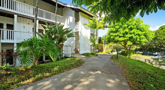 Номер Standard Kauai Kiahuna Plantation #418 1 Bedroom Condo