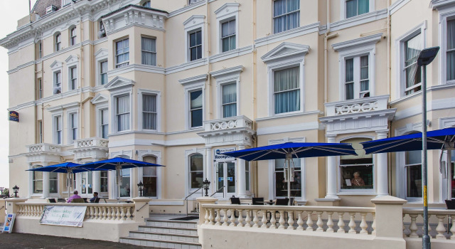 Clifton Hotel