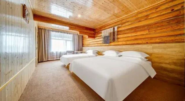 Люкс Deluxe Shiwei Traveller Hotel