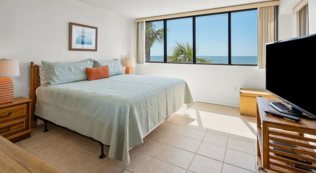 Shoreham Towers 2c 3 Bedroom Condo by RedAwning