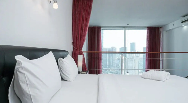 Elegant and Spacious 1BR Apartment at Citylofts Sudirman By Travelio