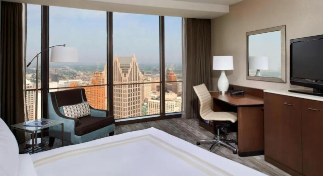 Двухместный номер Standard Detroit Marriott at the Renaissance Center