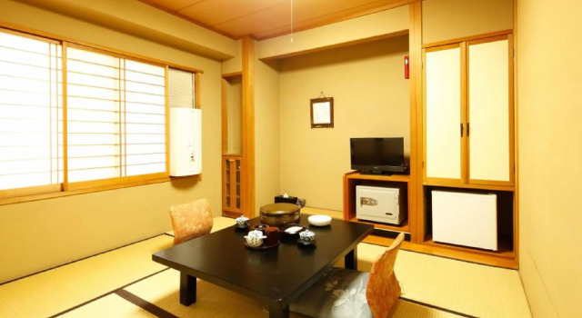 Номер Japanese-Style Economy with No View Yorokobinoyado Takamatsu