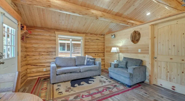 Soldotna Fisherman's Cabin ~ 6 Mi to Kenai River, Rezerwuj Dom wakacyjny Kenai 