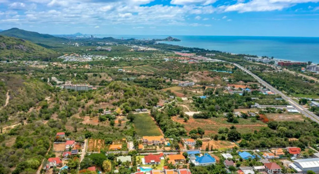Вилла Amazing Private 6 Bedroom Pool Villa ED60