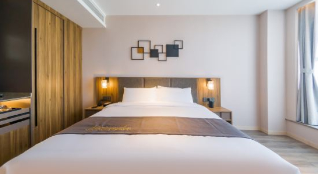 Двухместный люкс Homeinn Plus Hotel (Zhangjiakou Kangbao County Government)