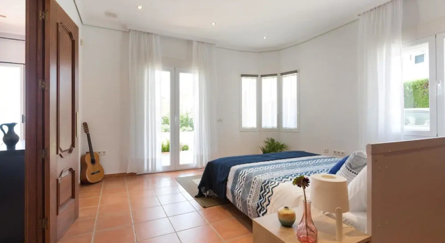 La Cala Beauty