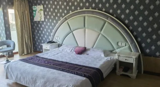 Люкс Dishuiwan Fashion Hotel