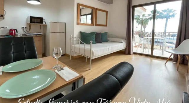 Студия Superior с видом на море Beatriz Charming Hostal