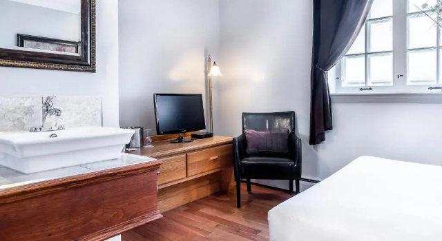 Двухместный номер Standard Hotel Louisbourg