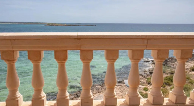 Апартаменты Beachfront holiday apartment Lotja 7