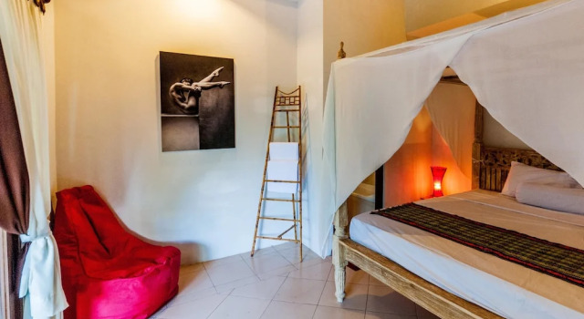 Mermaid Seminyak villa, Забронировать Вилла Коттеджи провинции Бали, Коттедж
