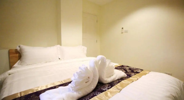 Люкс с 2 комнатами Lee Place Phatthanakan Condo
