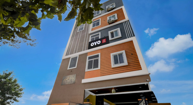 Hotel O by OYO Laxmi Grand