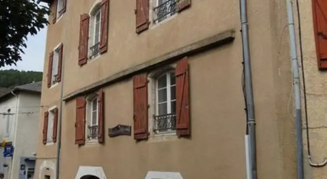 Cafe Restaurant Meuble de Tourisme, Prenota Affittacamere Hotel a Alvernia con parcheggio, Parcheggio