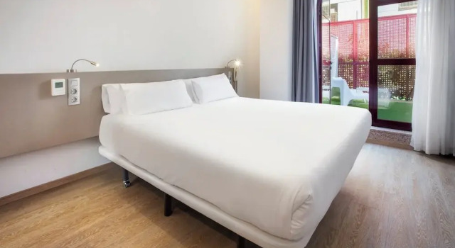 Номер Deluxe B&B HOTEL Madrid Fuenlabrada