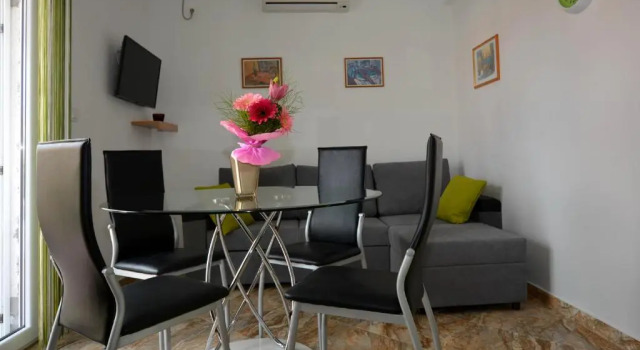 Апартаменты с балконом Apartments Maslina