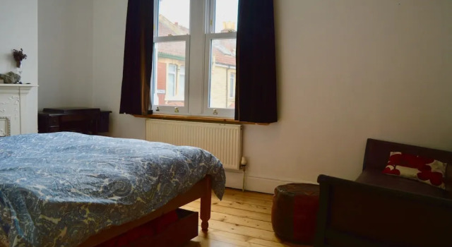 2 Bedroom Bristol Home