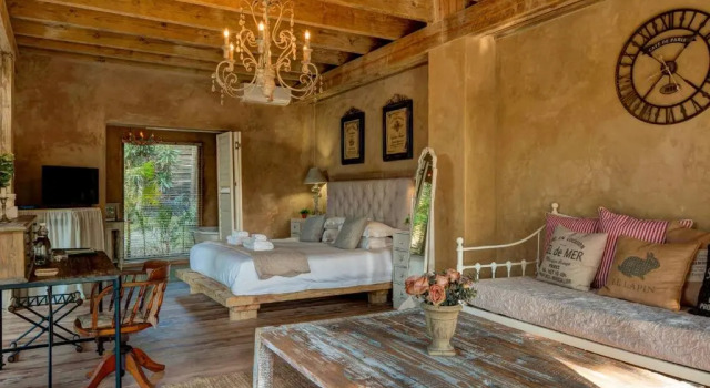 Одноместный люкс Superior Petite Provence B&B