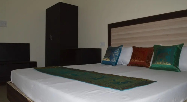 Hotel Plaza Khajuraho