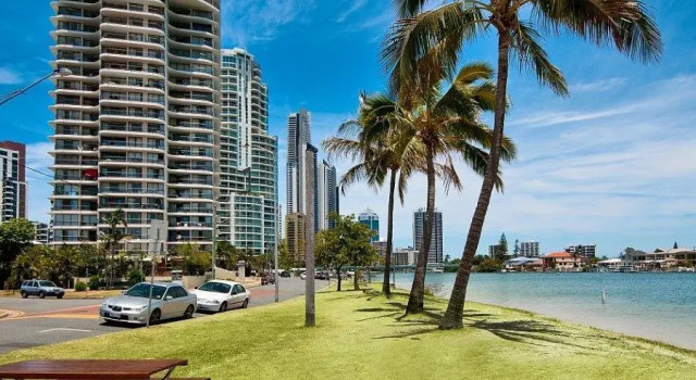 Апартаменты Spectrum Holiday Apartments