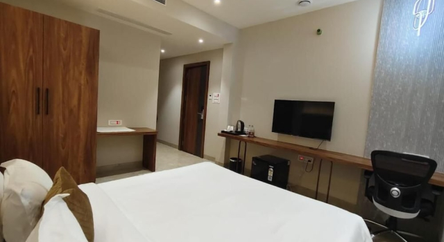 Номер Deluxe The Crown Town Bidar
