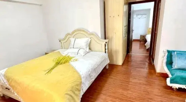 Семейный люкс с балконом Shuyuan hotel apartment (Lihai Asia international store, Nanning)