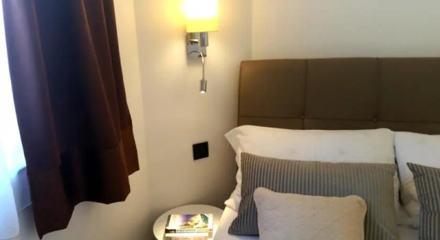 Blue Star Apartment